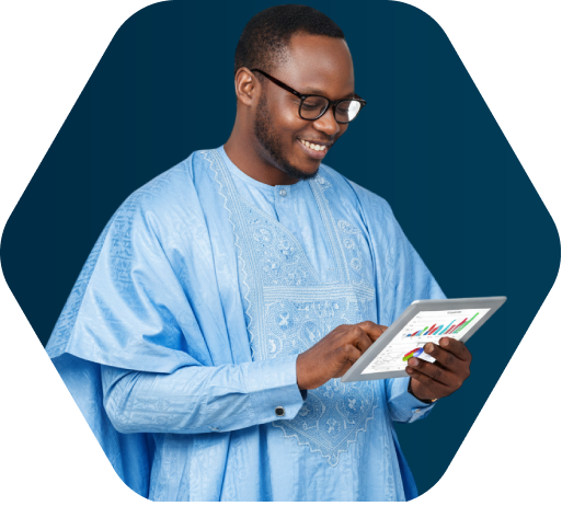 Fondateur de {Multi Tech}, expert en solutions de pointe.